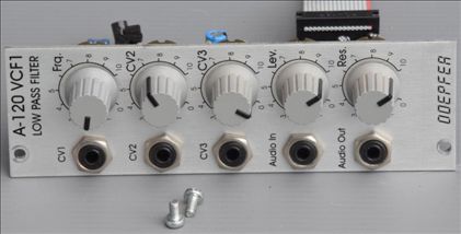 Doepfer-A-120 LPF ladder filter module